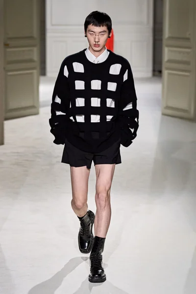 Look 46